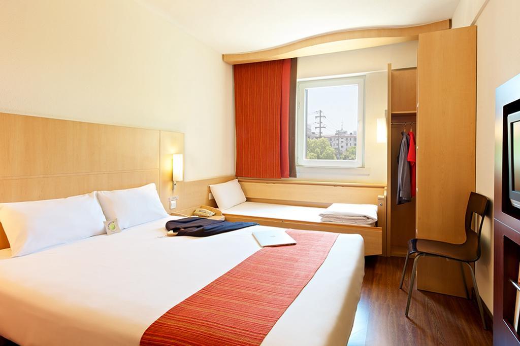 ไอบิส หนิงโบ เชียน หูว โฮเต็ล Hotel หนิงป่อ ภายนอก รูปภาพ