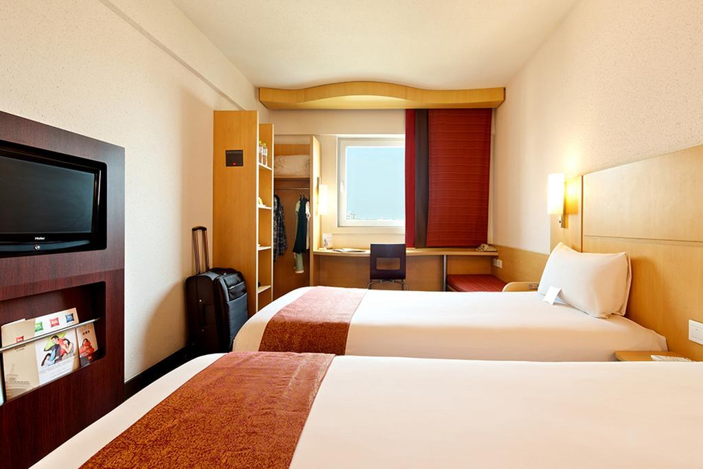 ไอบิส หนิงโบ เชียน หูว โฮเต็ล Hotel หนิงป่อ ภายนอก รูปภาพ