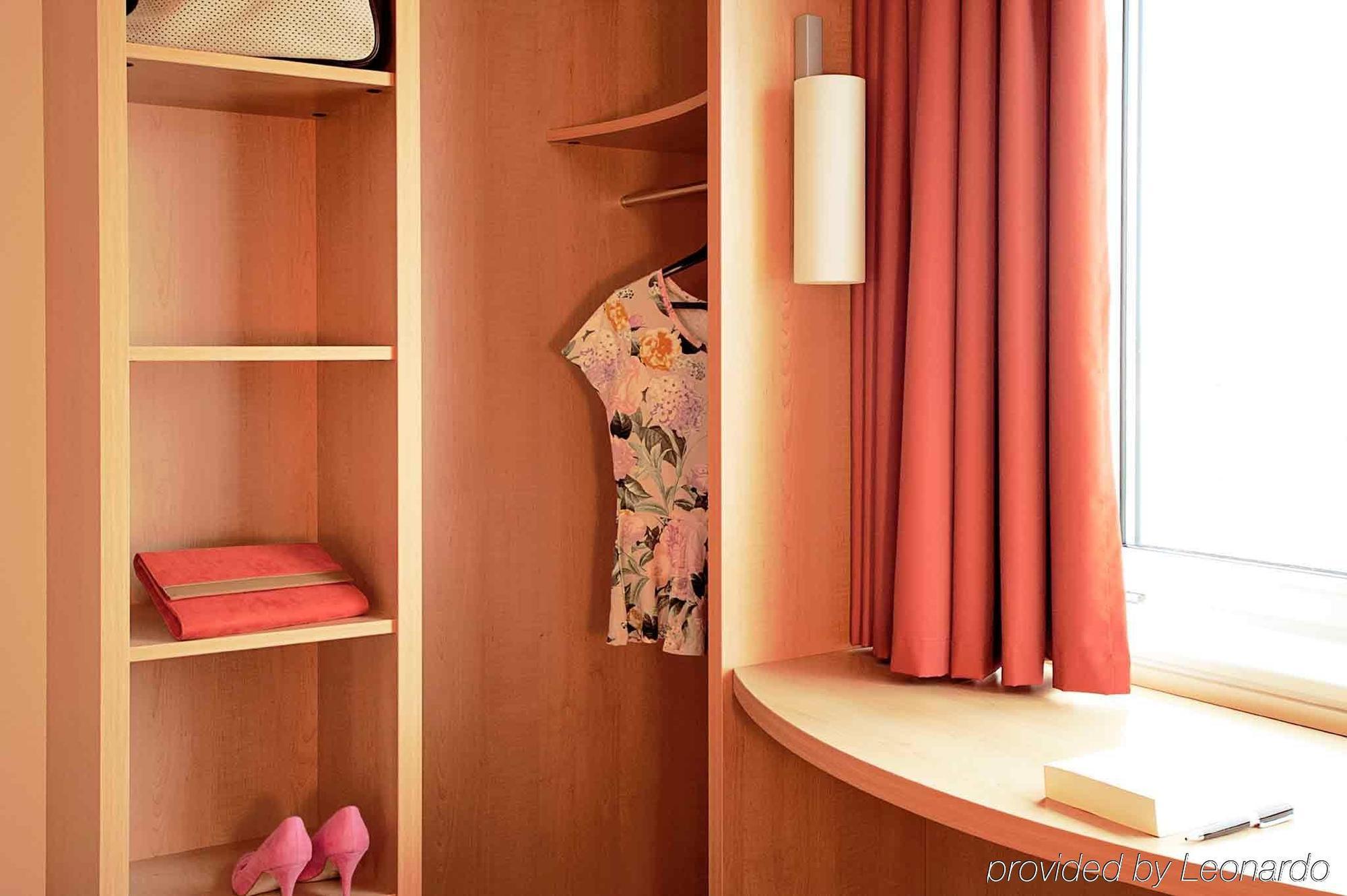 ไอบิส หนิงโบ เชียน หูว โฮเต็ล Hotel หนิงป่อ ภายนอก รูปภาพ