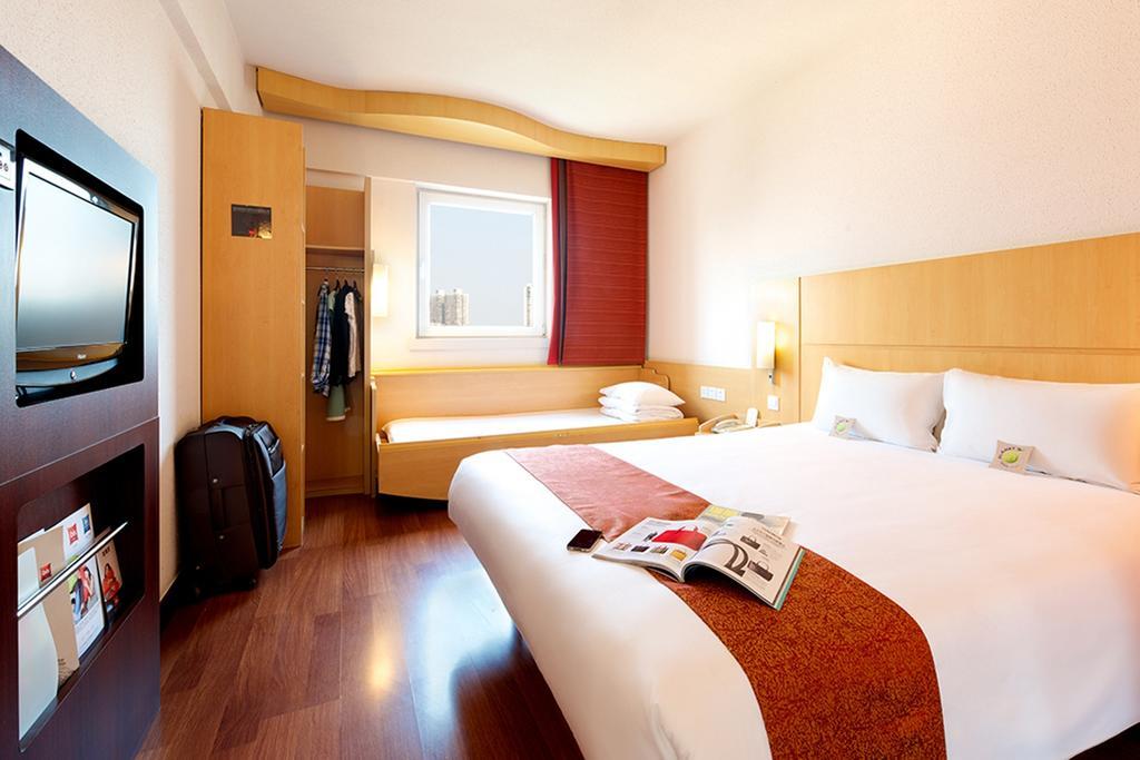 ไอบิส หนิงโบ เชียน หูว โฮเต็ล Hotel หนิงป่อ ภายนอก รูปภาพ