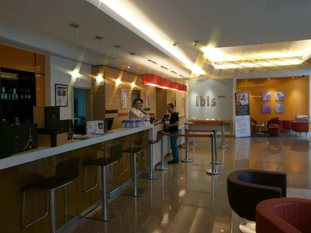 ไอบิส หนิงโบ เชียน หูว โฮเต็ล Hotel หนิงป่อ ภายนอก รูปภาพ